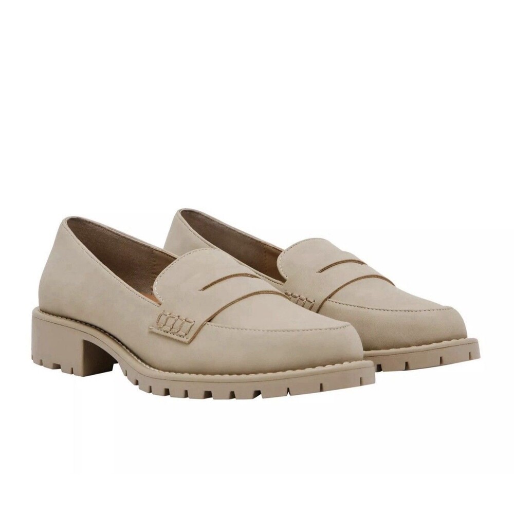 Dolce Vita Crisp Slip-On Lug Woman's Loafers  Beige US SZ 8.5 NWOB